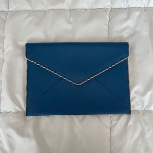 NWOT 👜 Rebecca Minkoff Leo large envelope clutch